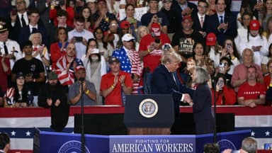 Trump otorgará póstumamente Medalla Presidencial de la Libertad al “Hombre del Pañuelo Rojo”