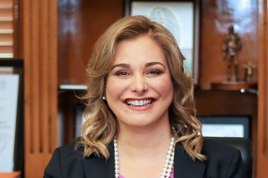 Gobernadora de Chihuahua asegura que ha trabajado apegada a la ley y al Estado de derecho