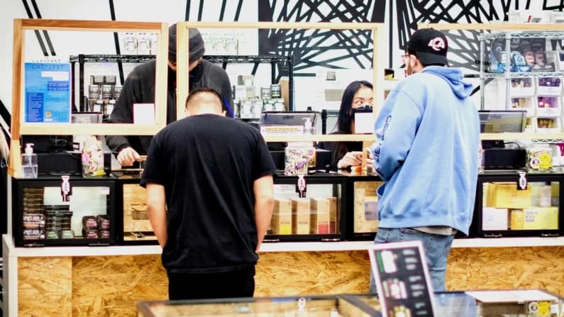 Las cortinas de humo del movimiento a favor de la legalización de la marihuana