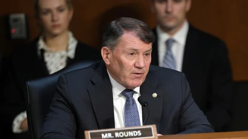 Senado aprueba ley para impedir el contrabando a China de chips semiconductores fabricados en EE. UU.