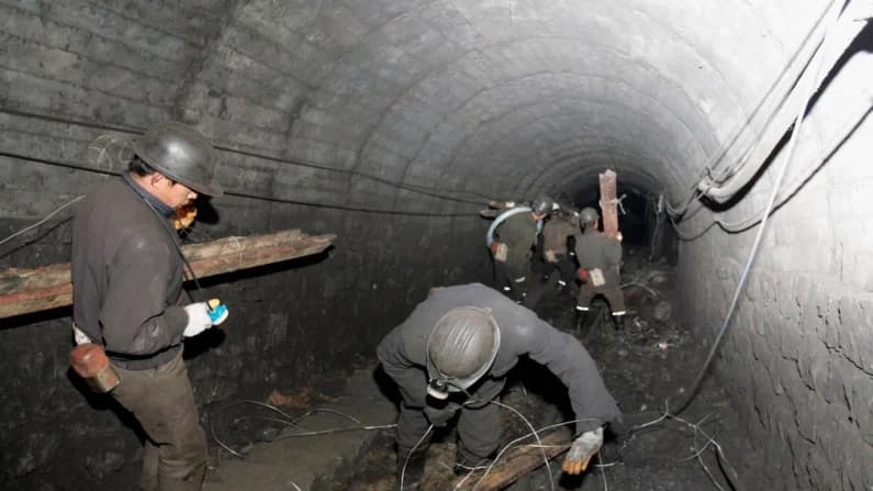 Antiguo trabajador del sector de carbón de Shanxi dijo que la explosión en la mina descubrió zonas de trabajo ocultas y supervisión deficiente