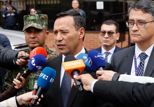 El ministro de Defensa de Colombia, Pedro Sánchez Suárez (c), en una foto de archivo. (EFE/ Mauricio Dueñas Castañeda)