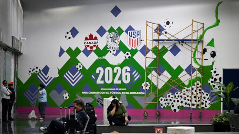 México impone restricción temporal a pasajeros del Congo, Uganda y Sudán por brote de ébola