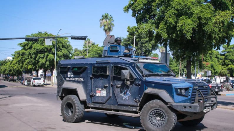 Exdirector de la Policía de Sinaloa niega haberse entregado a EE. UU.