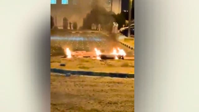 Irán ataca el aeropuerto de Kuwait, causando un muerto y varios heridos