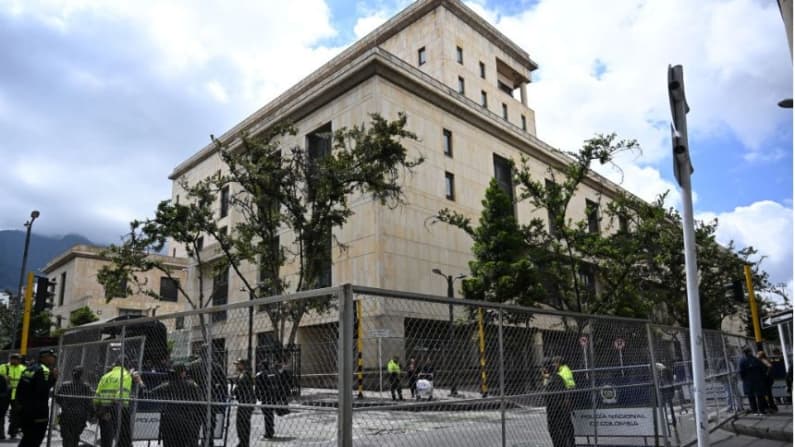Confirman condena de 28 años contra hermano de Álvaro Uribe por crear un grupo paramilitar