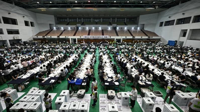 Corea del Sur abre una investigación por la falta de boletas en elecciones locales