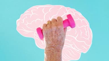 Pérdida muscular indicaría riesgo de demencia; ejercicios para la salud cerebral
