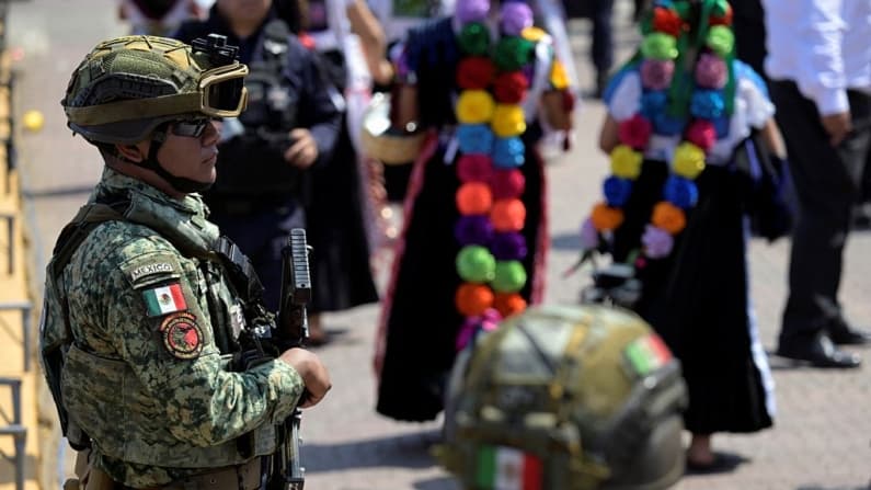 Mueren 5 policías y quedan 5 heridos en ataque armado en Michoacán