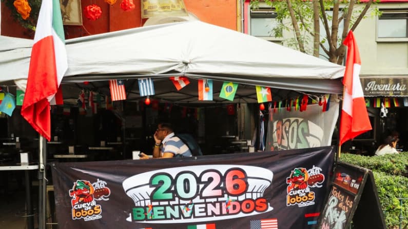 Negocios mexicanos frenan festejos del Mundial por temor a multas y sanciones