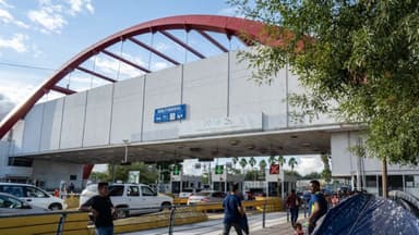 Detienen en EE.UU. a funcionario de Aduanas de México por presuntos vínculos con el crimen organizado