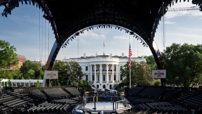 Juez rechaza la solicitud de prohibir las peleas de la UFC en el jardín sur de la Casa Blanca