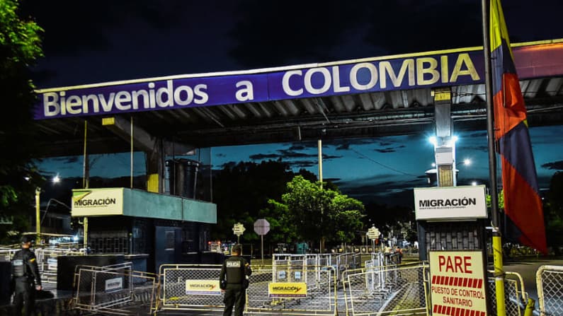 Colombia destina recursos para impulsar la interconexión eléctrica con Venezuela