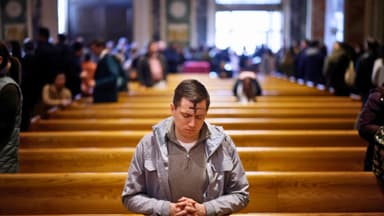 Encuesta: La mayoría de los estadounidenses cree que más personas religiosas beneficiarían a la sociedad