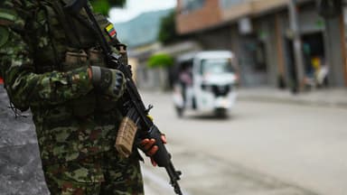 Cinco exjefes de las FARC enfrentarán cargos por crímenes contra pueblos étnicos