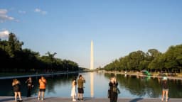 Detienen a varias personas por dañar el estanque del Monumento a Lincoln, afirma Trump