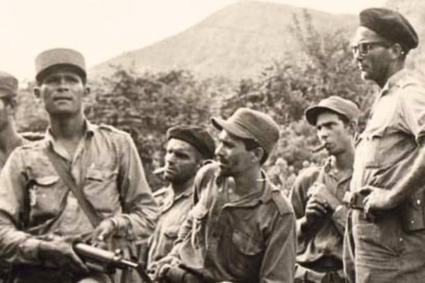 Ramiro Valdés y las Milicias Nacionales. (Dominio Público)