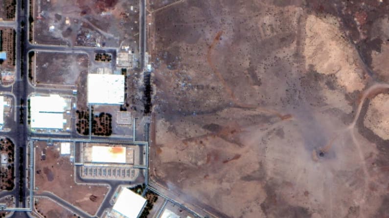 Irán dice que no permitirá al OIEA inspeccionar instalaciones nucleares bombardeadas