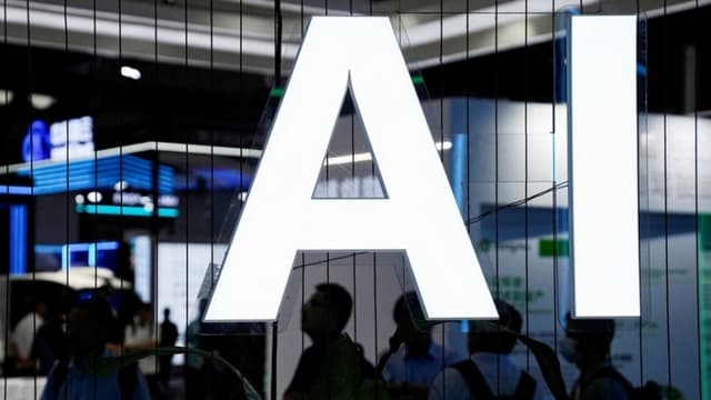 Informe alerta sobre riesgo de modelos chinos de IA para software de EE. UU