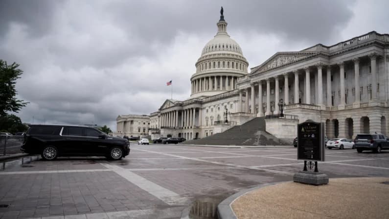 El Senado de EE. UU. aprueba una resolución para frenar el conflicto con Irán