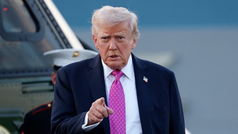 Trump ordena al Departamento de Justicia que investigue precios de la gasolina