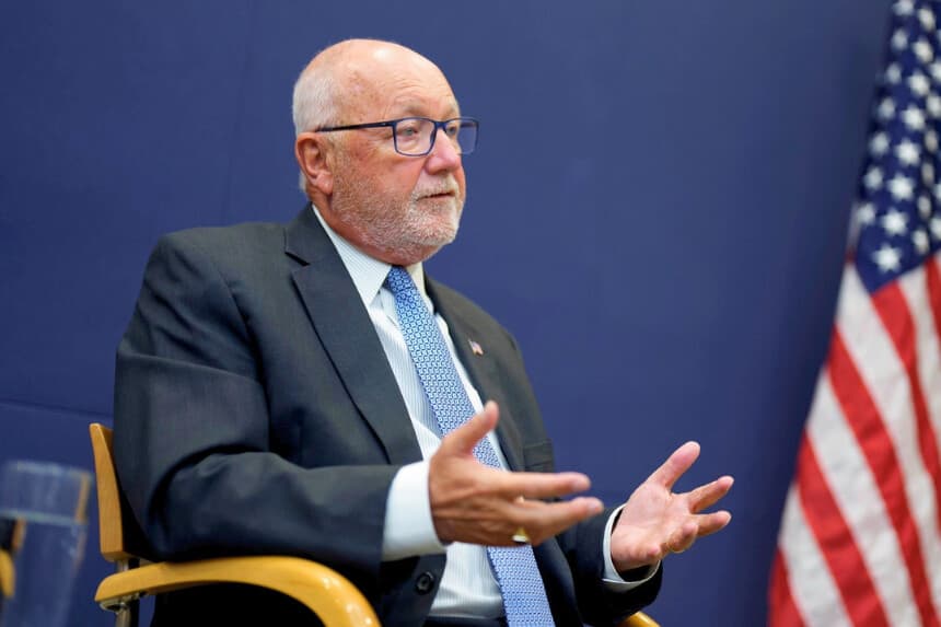 Embajador de EE. UU. dice que acuerdo del T-MEC sigue lejos antes de revisión del 1 de julio en 2026