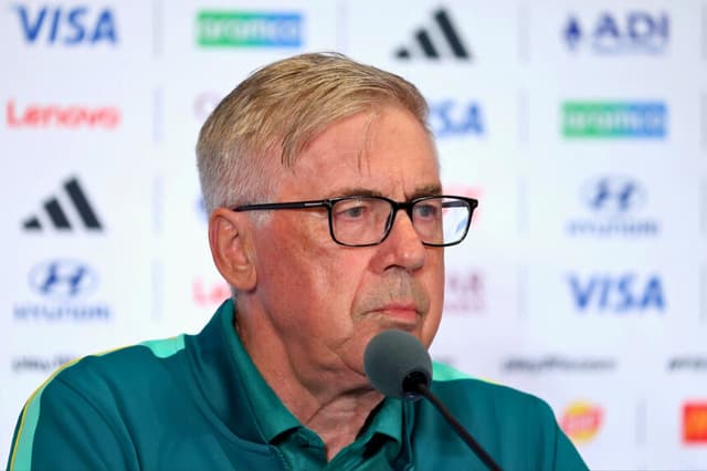 Carlo Ancelotti, seleccionador de Brasil, asiste a una rueda de prensa un día antes del partido del Grupo C de la Copa del Mundo de la FIFA 2026 entre Escocia y Brasil, que se disputará en el Miami Stadium de Miami el 23 de junio de 2026. (Leonardo Fernández/Getty Images).