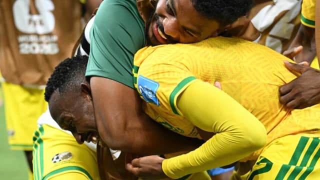 Sudáfrica vence a Corea del Sur por 1-0 y avanza a su primera ronda eliminatoria