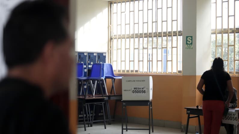 Máximo jurado electoral de Perú rechaza 23 apelaciones del partido de Sánchez