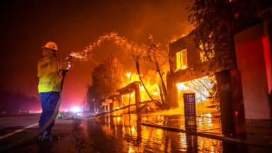 Jueza declara nulo el juicio en el caso de incendio provocado en Palisades