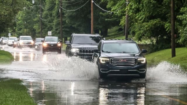 Inundaciones repentinas en Kentucky causan cuatro muertos