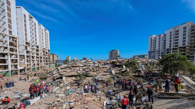 Número de muertos por terremoto en Venezuela se acerca a 1500 mientras continúan las labores de rescate