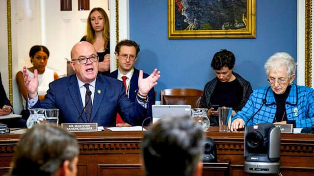 Comité de la Cámara avanza proyecto anual de defensa con la Ley SAVE America adjunta