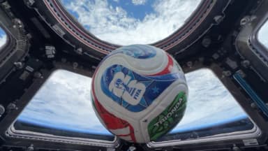 La NASA enviará un balón del Mundial a la Luna si EE. UU. conquista el título