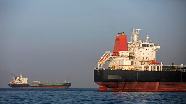 Presión de EE. UU. sobre Irán convierte a China en único comprador de petróleo iraní