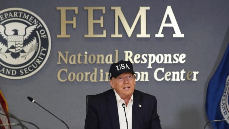 Trump anuncia millones en ayuda para desastres en nueve estados