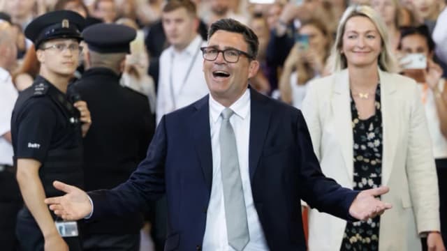Inglaterra: La lección contra el “socialismo democrático”