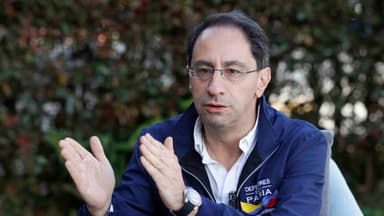 En medio de la tensión política, De la Espriella pone en marcha una transición inédita