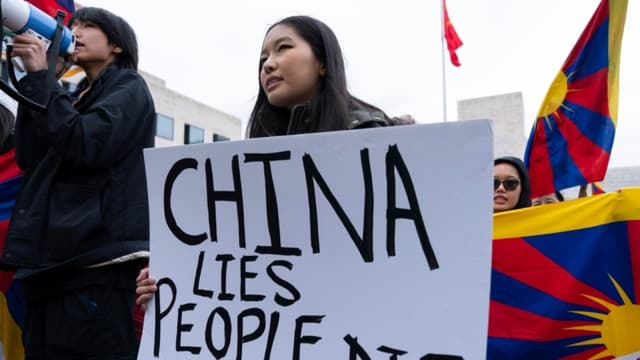 Nueva ley china de "unidad étnica" genera preocupación por la creciente influencia jurídica de Beijing