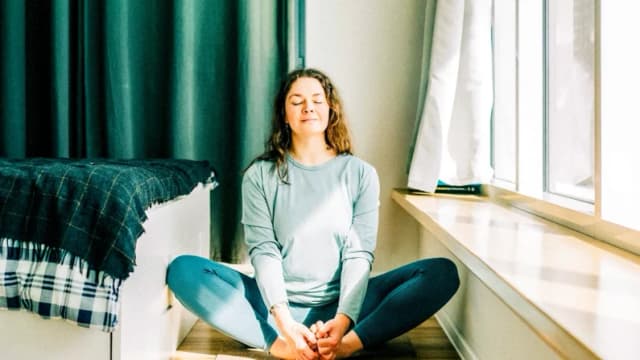 6 ejercicios para aliviar la tensión y la hiperactividad de los músculos del suelo pélvico