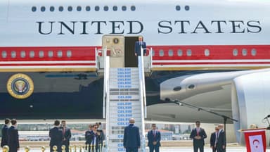 Trump llega a Ankara para reunirse con los aliados de la OTAN