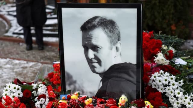 UK sanciona a rusos relacionados al envenenamiento de Navalny
