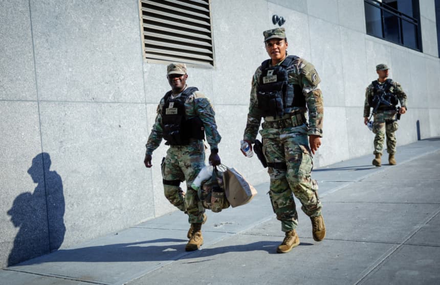 El Ejército exige a los soldados cumplir con nuevos estándares físicos