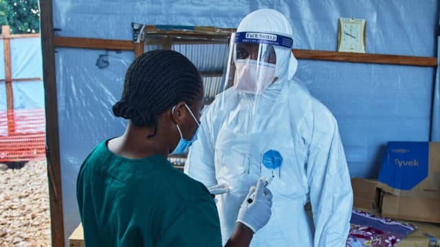Brote de ébola se extiende a nuevas zonas mientras el número de fallecidos supera los 600