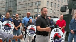 Trabajador compara rascacielos evacuado de Nueva York con los daños del 11 de septiembre