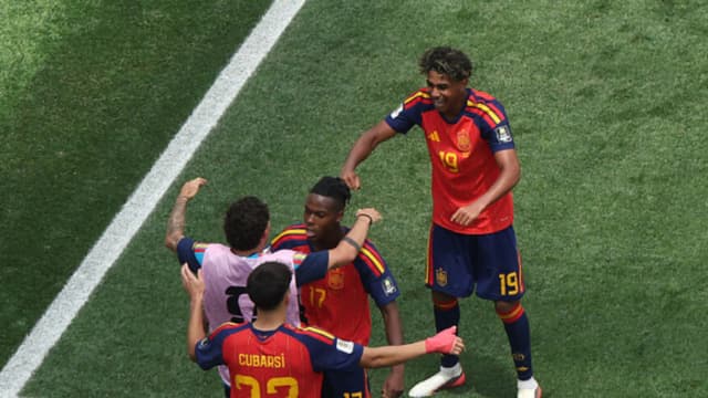 España vence 2-1 a Bélgica con un gol de último minuto y avanza a semifinales