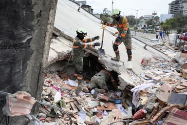 México finaliza misión humanitaria en Venezuela: Recuperó 92 cuerpos y rescató a dos personas