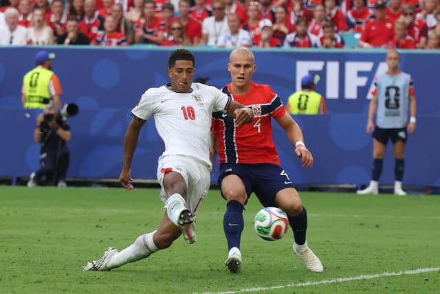 Los goles de Bellingham dan a Inglaterra la victoria por 2-1 sobre Noruega y el pase a semifinales