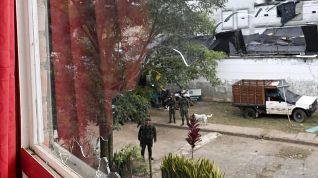 Excongresista colombiano enfrentará juicio por colaborar con las FARC