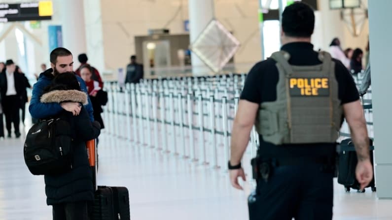 Una persona fallece tras presunto tiroteo en el que estuvo involucrado el ICE en Maine